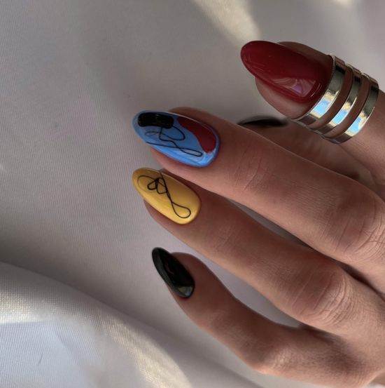 Модна форма нігтів 2024: популярний дизайн, фото