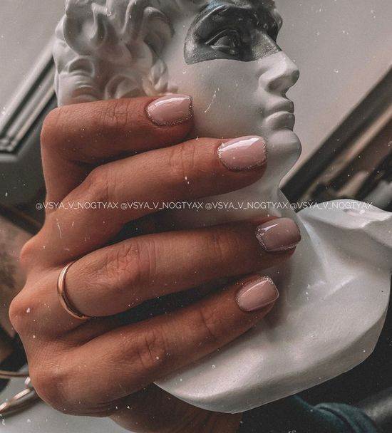 Модна форма нігтів 2024: популярний дизайн, фото