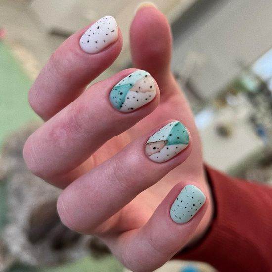 Модна форма нігтів 2024: популярний дизайн, фото