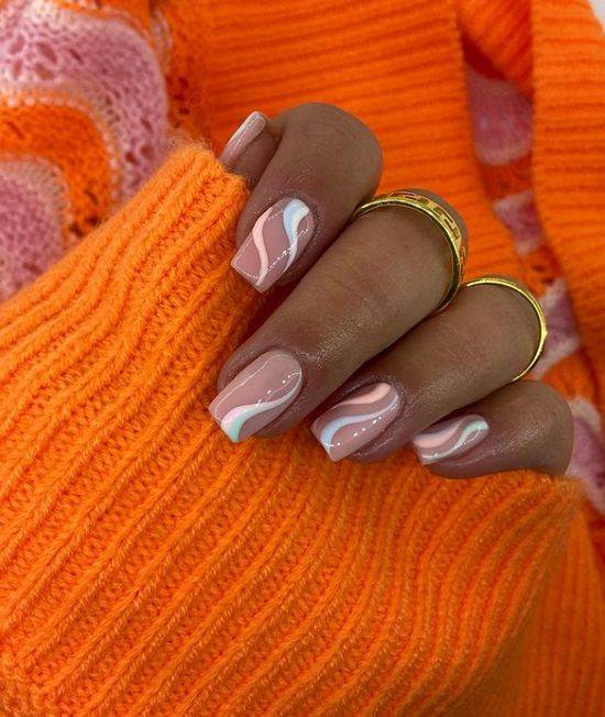 Модна форма нігтів 2024: популярний дизайн, фото