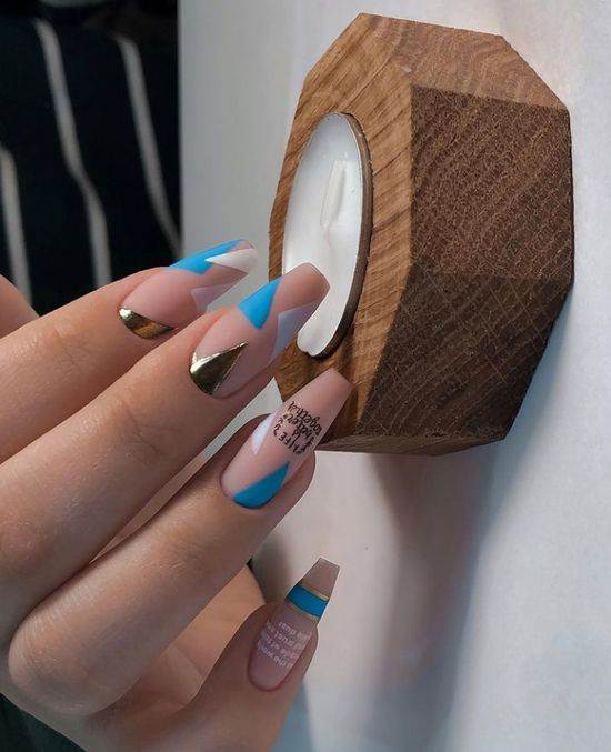 Модна форма нігтів 2024: популярний дизайн, фото