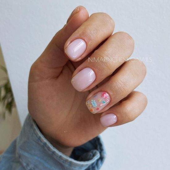 Весняний манікюр на короткі нігті: фото, красивий дизайн.
