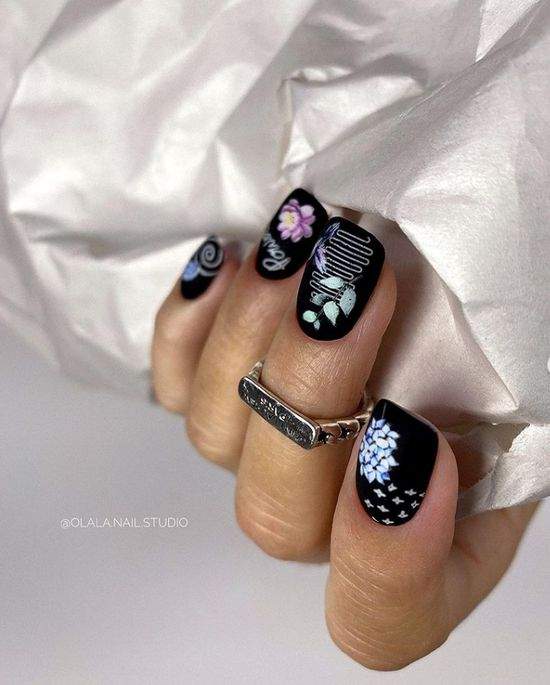 Весняний манікюр із квітами: актуальний дизайн