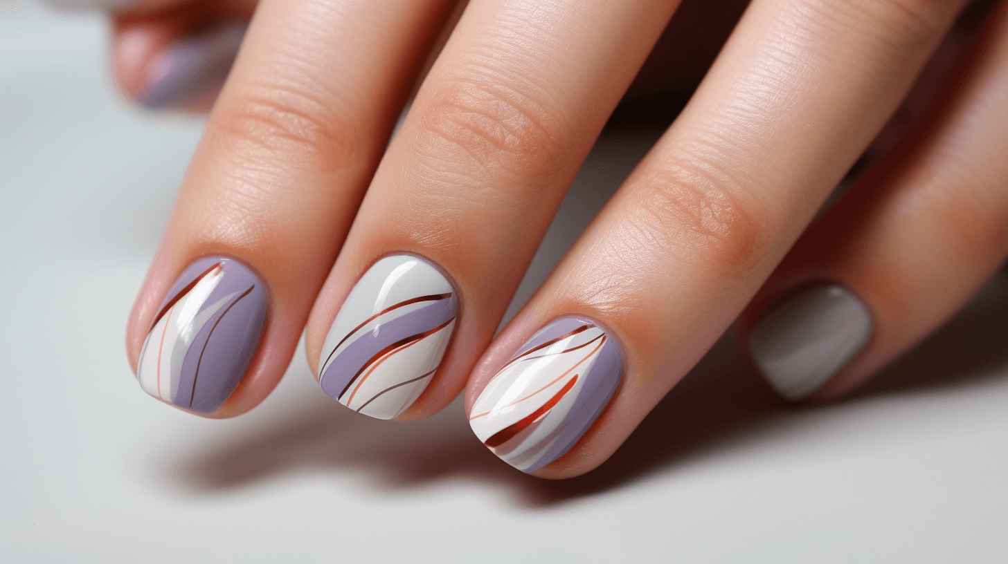 Какой маникюр выбрать этим летом: тренды 2024 года на короткие ногти