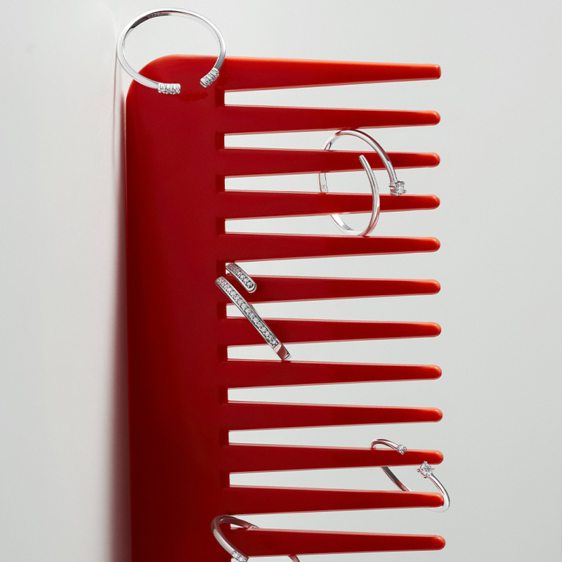 Кольца с бриллиантами в белом золоте