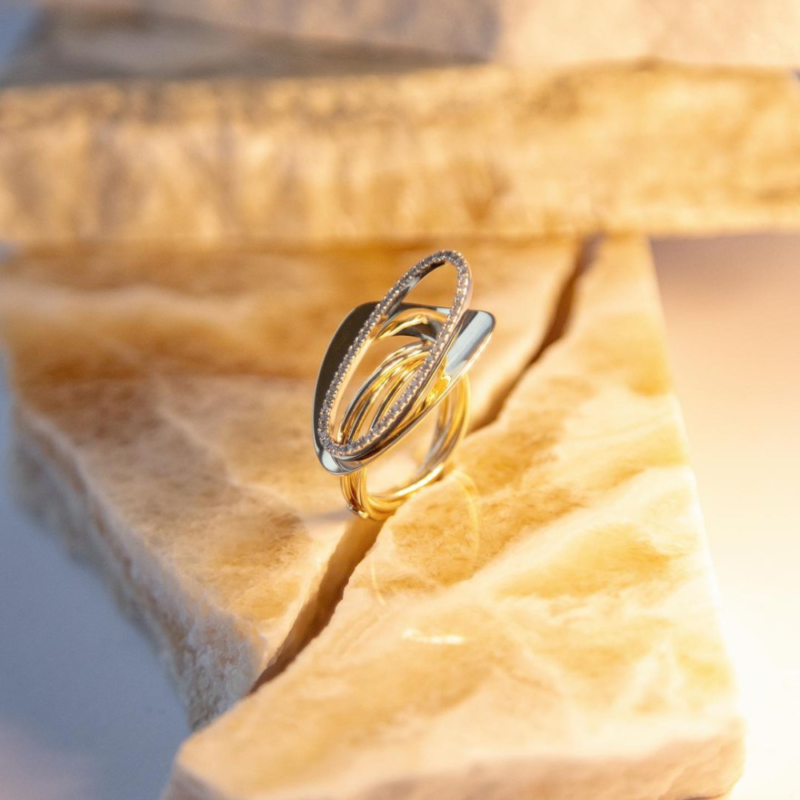 Кольца с бриллиантами в белом золоте