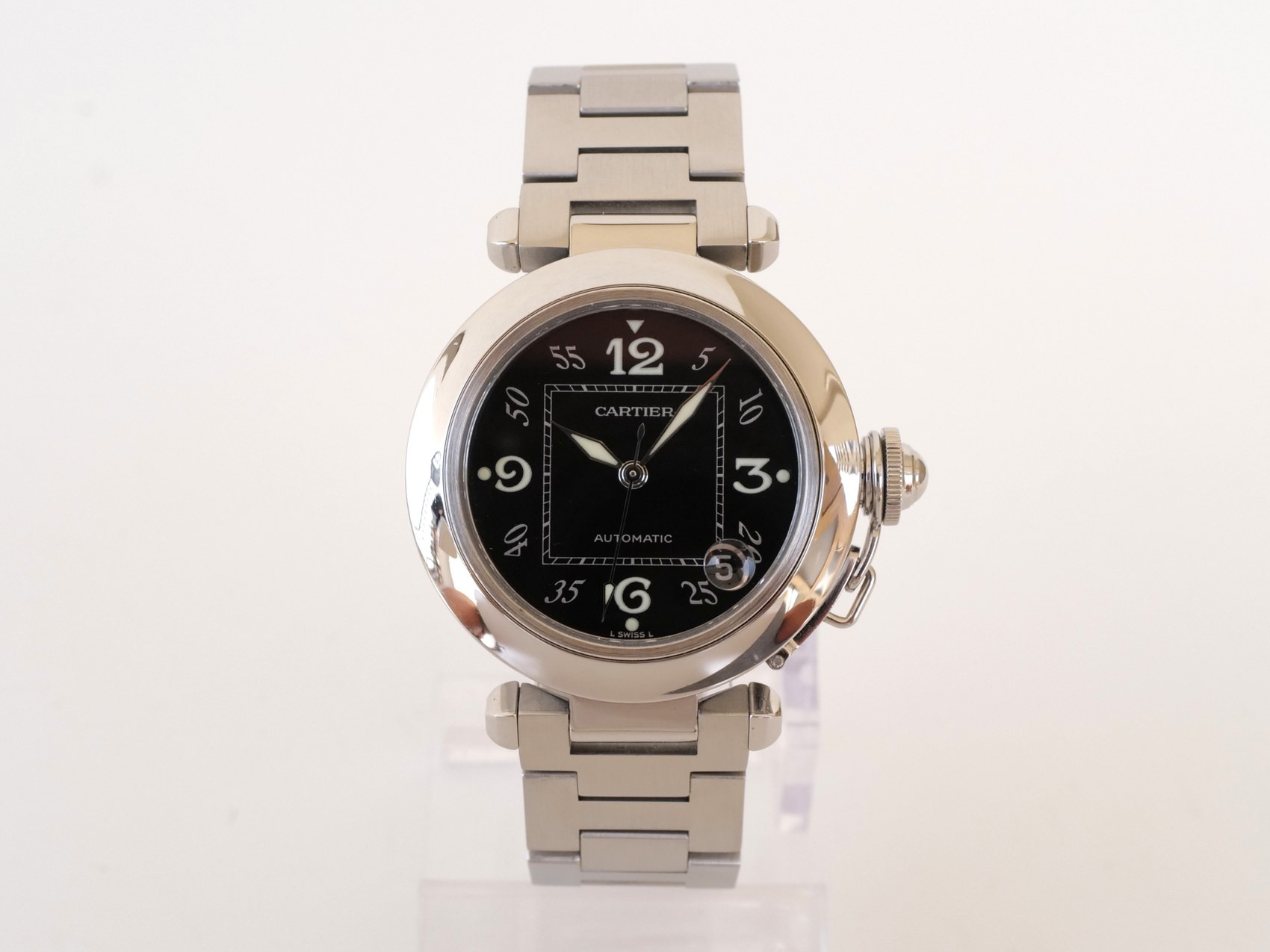 Часы Cartier: сочетание швейцарского качества и французской элегантности