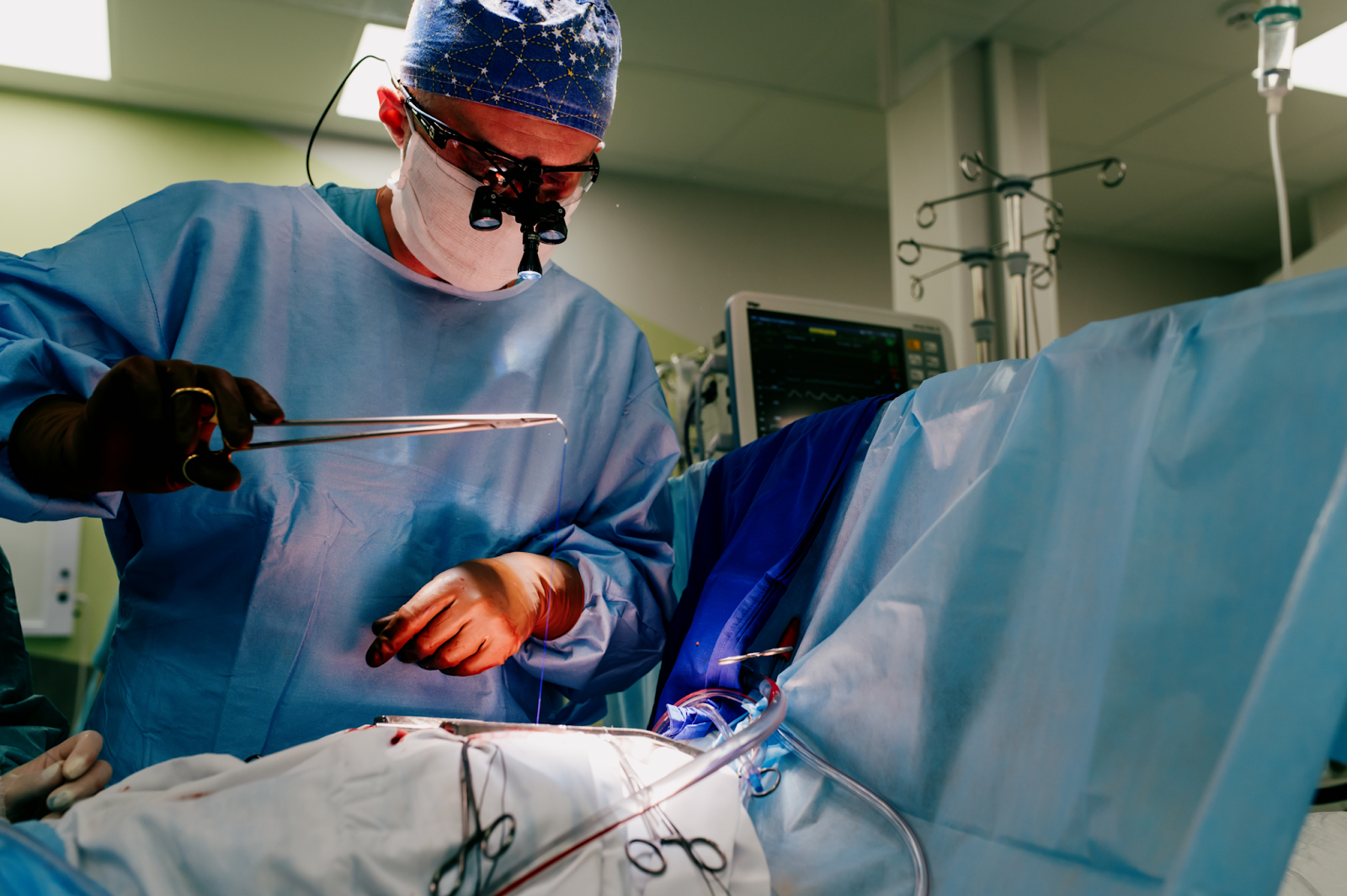 Що таке перикардит і як він проявляється