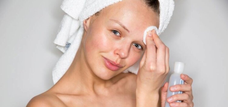 Навіщо потрібен тонік для обличчя